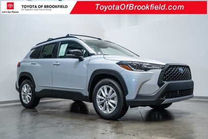 New 2025 Toyota Corolla Cross LE