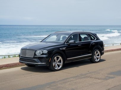 Used 2023 Bentley Bentayga Plug-In Hybrid