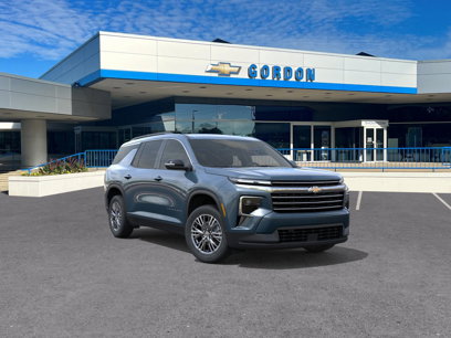 New 2025 Chevrolet Traverse LT w/ Driver Confidence Package