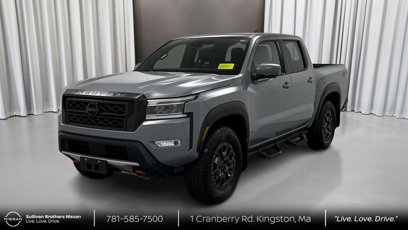 New 2025 Nissan Frontier PRO-4X w/ Pro Convenience Package