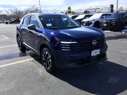 New 2025 Nissan Kicks SV w/ SV Premium Package