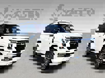 New 2025 Nissan Armada SL w/ Captain's Chari Seat Package