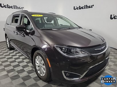 Used 2017 Chrysler Pacifica Touring-L