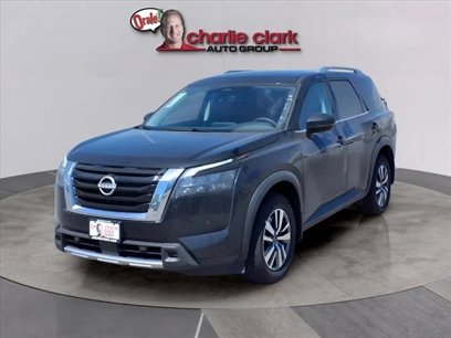 New 2025 Nissan Pathfinder SL