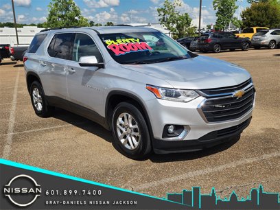 Used 2021 Chevrolet Traverse LT