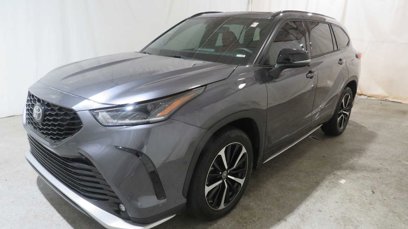 Certified 2022 Toyota Highlander XSE