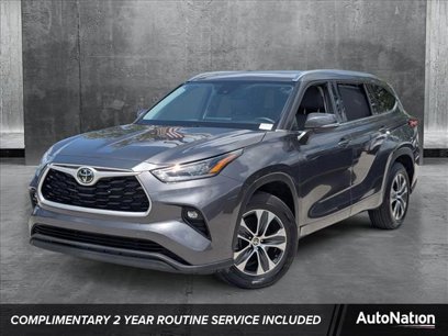 Used 2021 Toyota Highlander XLE