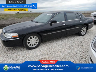 Used 2007 Lincoln Town Car Signature L