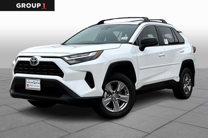 New 2025 Toyota RAV4 LE