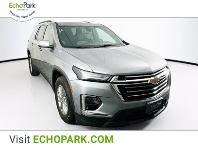 Used 2023 Chevrolet Traverse LT