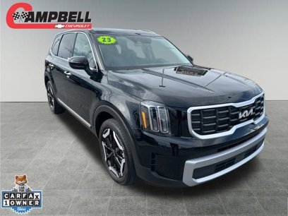 Used 2023 Kia Telluride S w/ S Sunroof Package