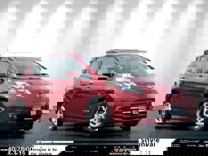 Used 2013 Nissan Leaf SV w/ LED & Quick Charge Pkg