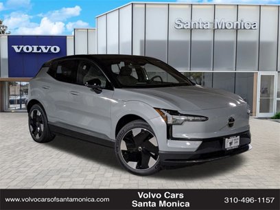 New 2025 Volvo EX30 Plus w/ Protection Package Premier