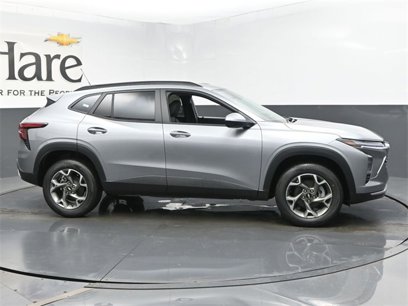 New 2025 Chevrolet Trax LT w/ Driver Confidence Package