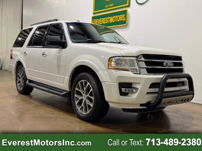 Used 2016 Ford Expedition XLT w/ Equipment Group 202A