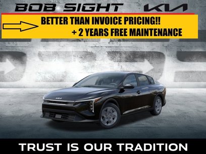 New 2025 Kia K4 LX