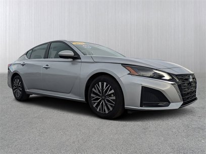 Used 2023 Nissan Altima 2.5 SV