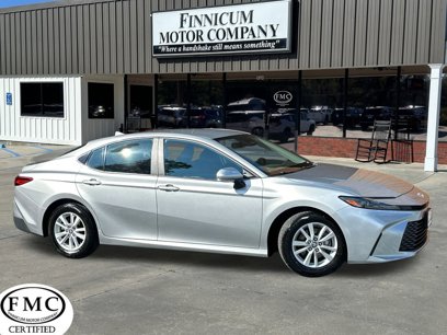 Used 2025 Toyota Camry LE w/ Convenience Package