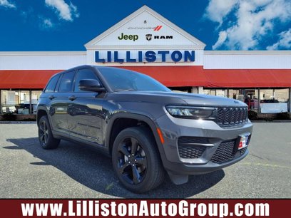Used 2023 Jeep Grand Cherokee Altitude