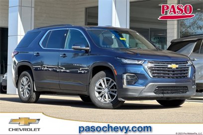 Used 2023 Chevrolet Traverse LT