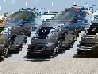 Used 2022 Nissan Pathfinder Platinum