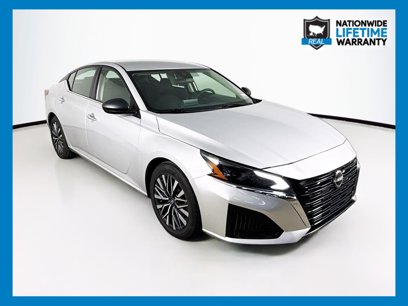 Used 2024 Nissan Altima 2.5 SV