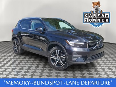 Used 2025 Volvo XC40 B5 Core