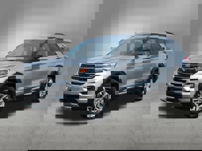 Used 2024 Ford Explorer XLT w/ Equipment Group 202A
