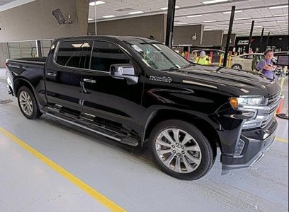 Used 2019 Chevrolet Silverado 1500 High Country w/ Technology Package