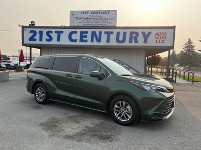 Used 2024 Toyota Sienna LE