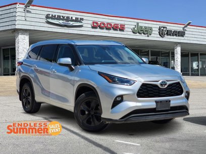 Used 2021 Toyota Highlander XLE