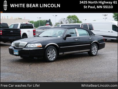 Used 2005 Lincoln Town Car Signature Limited
