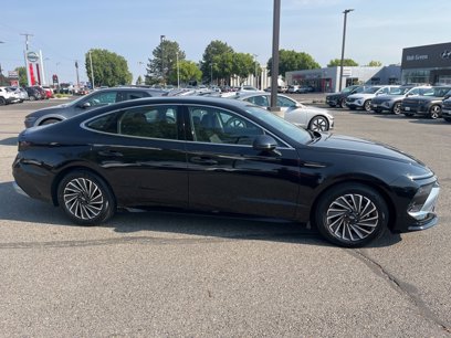 New 2024 Hyundai Sonata SEL