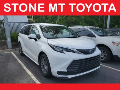 Used 2022 Toyota Sienna LE