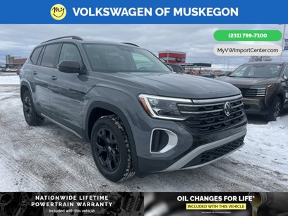 New 2025 Volkswagen Atlas Peak Edition SE