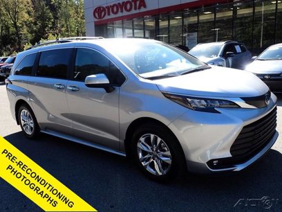 Certified 2025 Toyota Sienna XLE