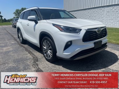 Used 2022 Toyota Highlander Platinum