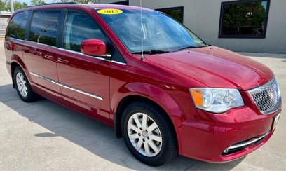 Used 2015 Chrysler Town & Country Touring w/ Mopar Premium Addition Group