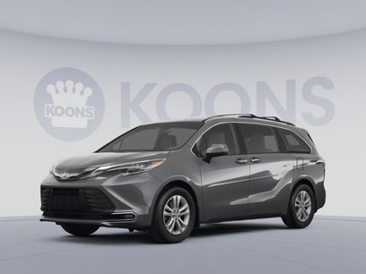 Used 2023 Toyota Sienna XLE