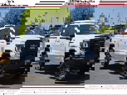 New 2025 GMC Sierra 1500 AT4X