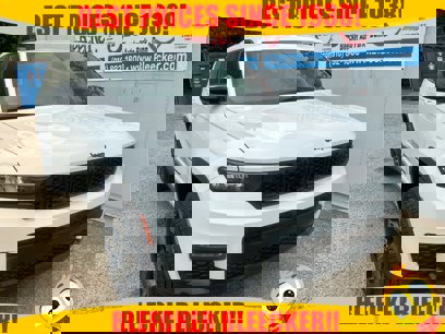 New 2025 Jeep Grand Cherokee L Limited w/ Black Appearance Package