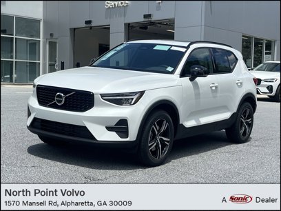 New 2026 Volvo XC40 B4 Core