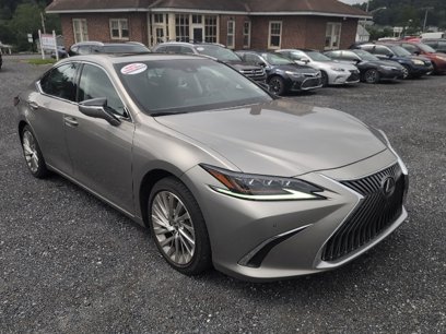 Used 2021 Lexus ES 350 Luxury w/ Accessory Package