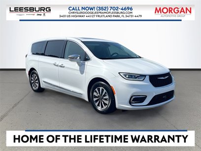 Used 2022 Chrysler Pacifica Limited