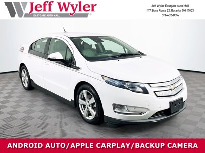 Used 2014 Chevrolet Volt w/ Enhanced Safety Package 2