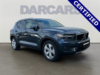 Certified 2022 Volvo XC40 T5 Momentum