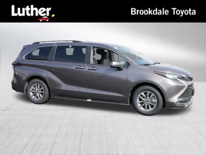 Certified 2023 Toyota Sienna XLE