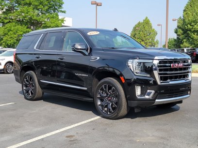 Used 2024 GMC Yukon SLT w/ SLT Premium Package