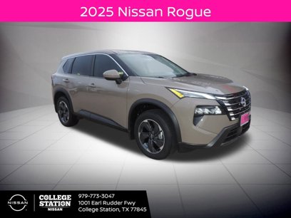 Used 2025 Nissan Rogue SV