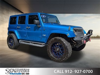 Used 2016 Jeep Wrangler Unlimited Sahara w/ Connectivity Group